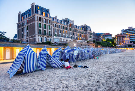 Sand and architecture of Dinard - Brittany, France.のeditorial素材