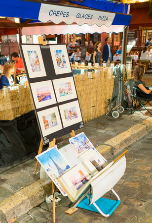 PARIS - JULY 22: Streets of Montmartre hill by night with unidentified people on July 22, 2014 in Paris.のeditorial素材
