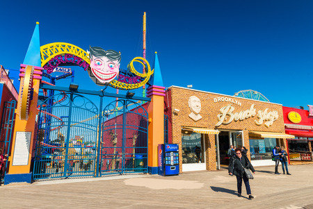 BROOKLYN, NEW YORK - OCT 20: Coney Island known for its boardwalk restaurants and amusement park is a peninsula and beach on the Atlantic Ocean in southern Brooklyn New York, October 20, 2015.のeditorial素材