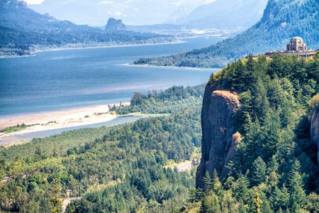 Aerial view of Columbia River Gorge, from Oregon side.のeditorial素材