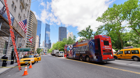 NEW YORK CITY - OCTOBER 20, 2015: Tourists on 59st street. New York attracts 50 million people every year.のeditorial素材
