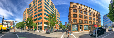 PORTLAND, OR - AUGUST 18, 2017: Panoramic view of city streets. Portland attracts 5 million tourists annually.のeditorial素材