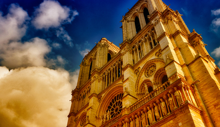 Notre Dame Cathedral in Paris on a beautiful sunny winter day.のeditorial素材