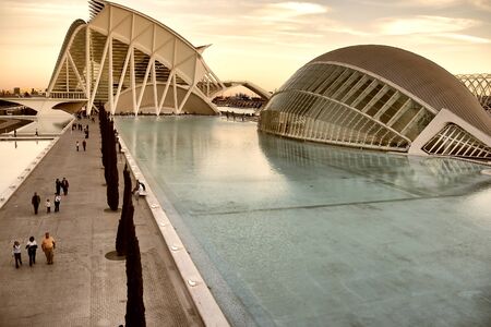 VALENCIA, SPAIN - MARCH 4, 2007: Modern city architecture on a beautiful sunny day.の写真素材
