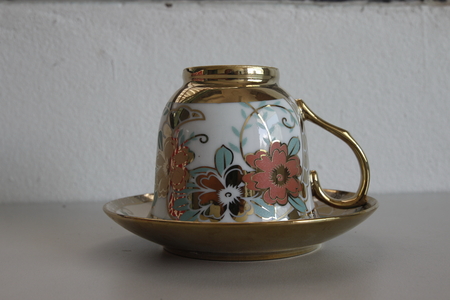 tea cup on white backgroundの写真素材