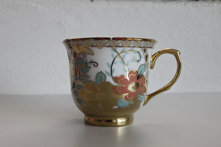 tea cup on white backgroundの写真素材