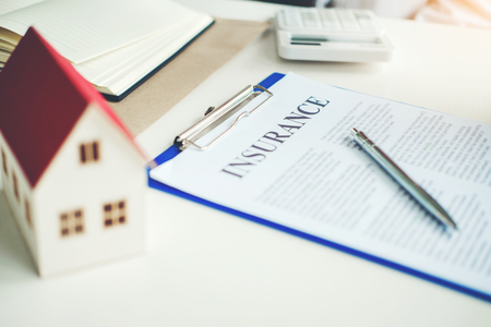 Sign agreement contract, Insurance Home conceptの写真素材