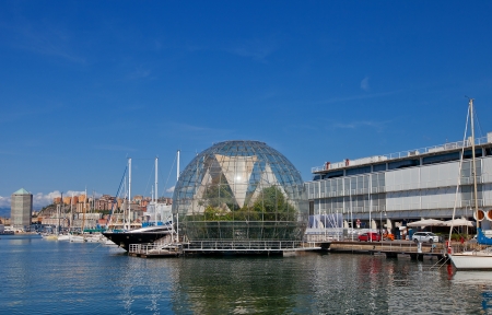 Glass Bubble building  La Bolla; Biosphere    Hosts different type of ferns and some tropical animals   Designed by architect Renzo Piano on the occasion of G8 Meeting hold in Genoa on July 2001  Famous landmark of Genoa, Italy のeditorial素材