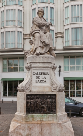 Monument to Pedro Calderon de la Barca, a dramatist, poet and writer of the Spanish Golden Age  Plaza de Santa Ana  square , Madrin, Spain  Made of marble and bronze by Joan Figueras Vila  1829-1881  in 1878 のeditorial素材