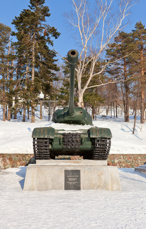 YUZHNO-SAKHALINSK, RUSSIA - MARCH 17, 2016: Soviet heavy tank IS-2M (Josef Stalin) in Glory Square Memorial in Yuzhno-Sakhalinsk, Russia. Was used in WWIIのeditorial素材