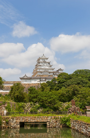 HIMEJI, JAPAN - JULY 21, 2016: Main keep (tenshukaku) of Himeji castle (White Egret Castle, circa 1609) after repairing works ended 2015.  National Treasure of Japan and UNESCO World Heritage Siteのeditorial素材