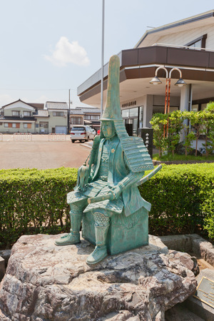 TAKAOKA, JAPAN - AUGUST 05, 2016: Statue of Maeda Toshinaga near Zuiryu-ji Temple in Takaoka Japan. Maeda Toshinaga (1562-1614) was a founder of Takaoka castle and townのeditorial素材