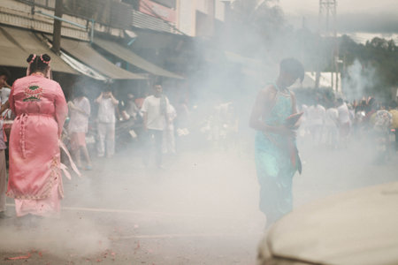 Hindu devotees perform religious rituals during the Holi festival.の写真素材