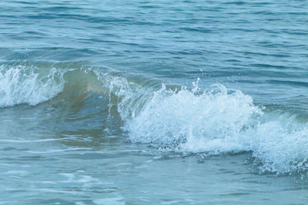 Paradisiacal beaches of the Spanish coast to take a refreshing swim