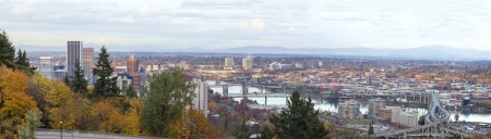 Portland Oregon Cityscape Along Willamette River with Marquam Freeway Panorama in the Fall Seasonの写真素材