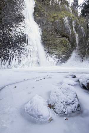 Horsetail Falls at Columbia River Gorge in Oregon Frozen in Winter Season Verticalの写真素材