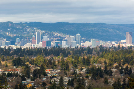 Portland Oregon Southeast neighborhhood with downtown city skyline viewの写真素材