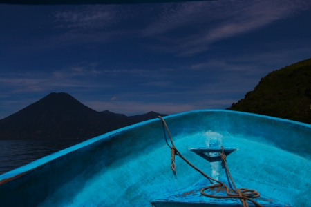 Lake atitln Guatemala の素材