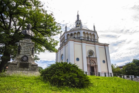 Crespi d'Adda, a historic settlement in Lombardy, Italy, and a great example of the 19th-century company towns built in Europe. A World Heritage Site since 1995のeditorial素材
