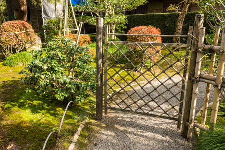 Kanazawa, Japan. Kenroku-en, an old private garden, and one of the Three Great Gardens of Japan (Nihon Sanmeien), during autumnのeditorial素材