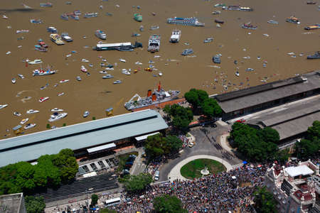 Boats at GuajarÃ¡ Bay, taking part in CÃ­rio Fluvial, part of CÃ­rio de NazarÃ©, the largest Marian procession of the world, which happens every October in BelÃ©m, ParÃ¡, Amazon, Brazil. October, 2009.のeditorial素材