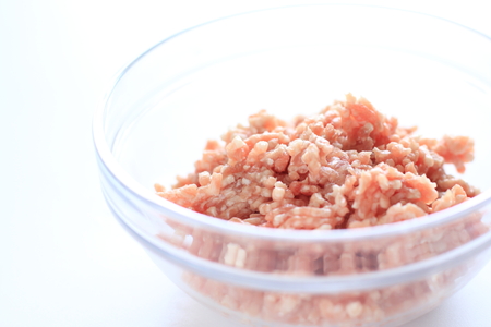 mince pork in glass bowl for freshness japanese meat imageの写真素材