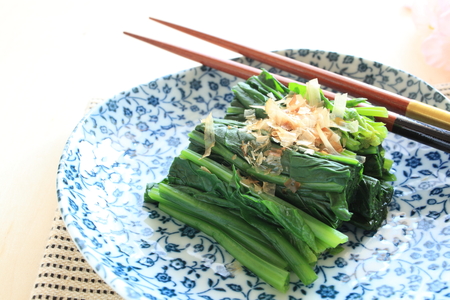 Japanese food, boiled spinach with Katsuobushi fish flakeの写真素材