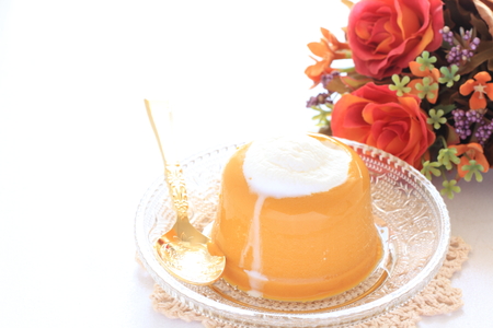 pumpkin pudding with creamの写真素材