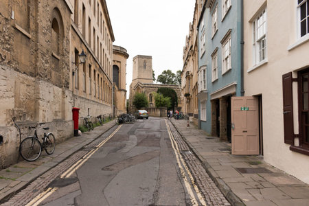 City life in Oxford, a vibrant city in South East England and county town for Oxfordshire.のeditorial素材