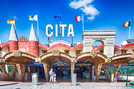 Cita Shopping Centre in Playa del Ingles, Maspalomas, Gran Canaria, Spain.のeditorial素材