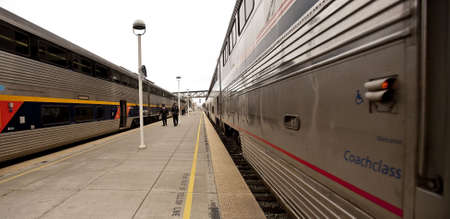 AmTrak Coast Starlighter, Seattle to Los Anglesのeditorial素材