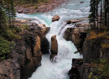View To The Sunwapta Falls At The Icefield Parkway Jasper National Parkの写真素材