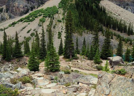 Rockpile Trail At The Enchanting Moraine Lake Banff National Parkの写真素材