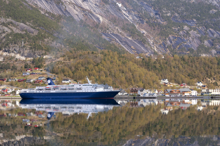 Cruise ship in the Hardangerfjordの写真素材