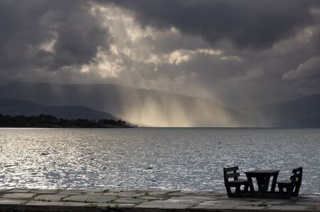 Empty picnic table in Herandの写真素材