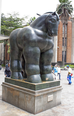 Statue's in the Botero Square, Medellin, Colombia. のeditorial素材