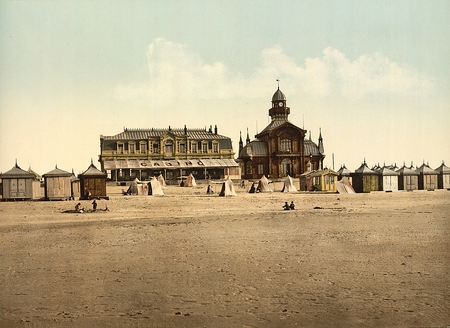  Beach and casino, Calais, Franceのeditorial素材