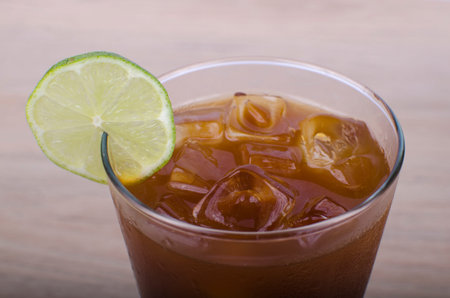 Iced lemon tea