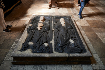 Tombs of Fernando Castro de la Hoz and Juana GarcÃ­a de Castro, Church of San Gil Abad (Burgos), Spainのeditorial素材