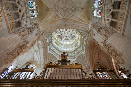 The Dome of the Cathedral view from the bottom, Burgos, Burgos Cathedral, Castilla y Leonのeditorial素材