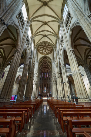 Interior view of the cathedral of Madre de la Iglesia, Vitoria, Gasteiz, Ãlava, Basque Country, Euskadi, Euskal Herria, Spain.のeditorial素材