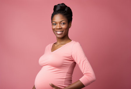 Portrait of an African American pregnant womanの素材