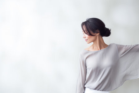 Sophisticated middle aged woman portraitの素材