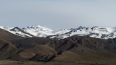 snowy peaks in the Andes Mountains. mountain villages, ski resorts in Argentina, hidden routes. beautiful landscapesの写真素材