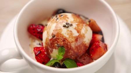 Dessert strawberry vanilla ice creamの写真素材