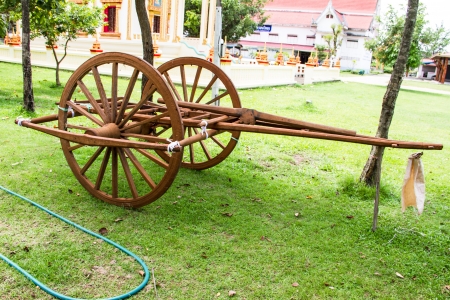 Wooden cart Thai Style in Thailand Gardenの写真素材