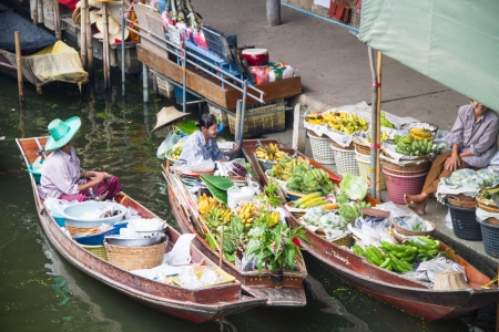 Damnoen Saduak floating market, Ratchaburi,Thailand のeditorial素材