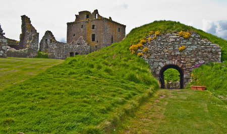 famous remotely set Dunnottar castle in Scotlandの写真素材