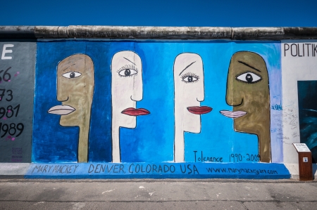 part of the famous East Side Gallery in Berlinのeditorial素材