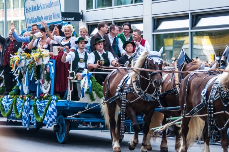 Parade of the hosts of the tents of the Oktoberfestのeditorial素材